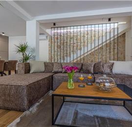 5 bedroom villa with pool near Crikvenica, sleeps 10